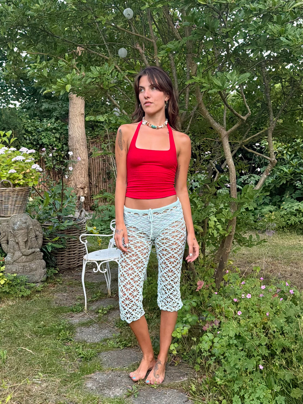 Flora Capris